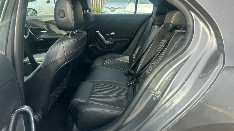 Mercedes-Benz A-Class A180d Sport Executive 5dr Auto Diesel Hatchback